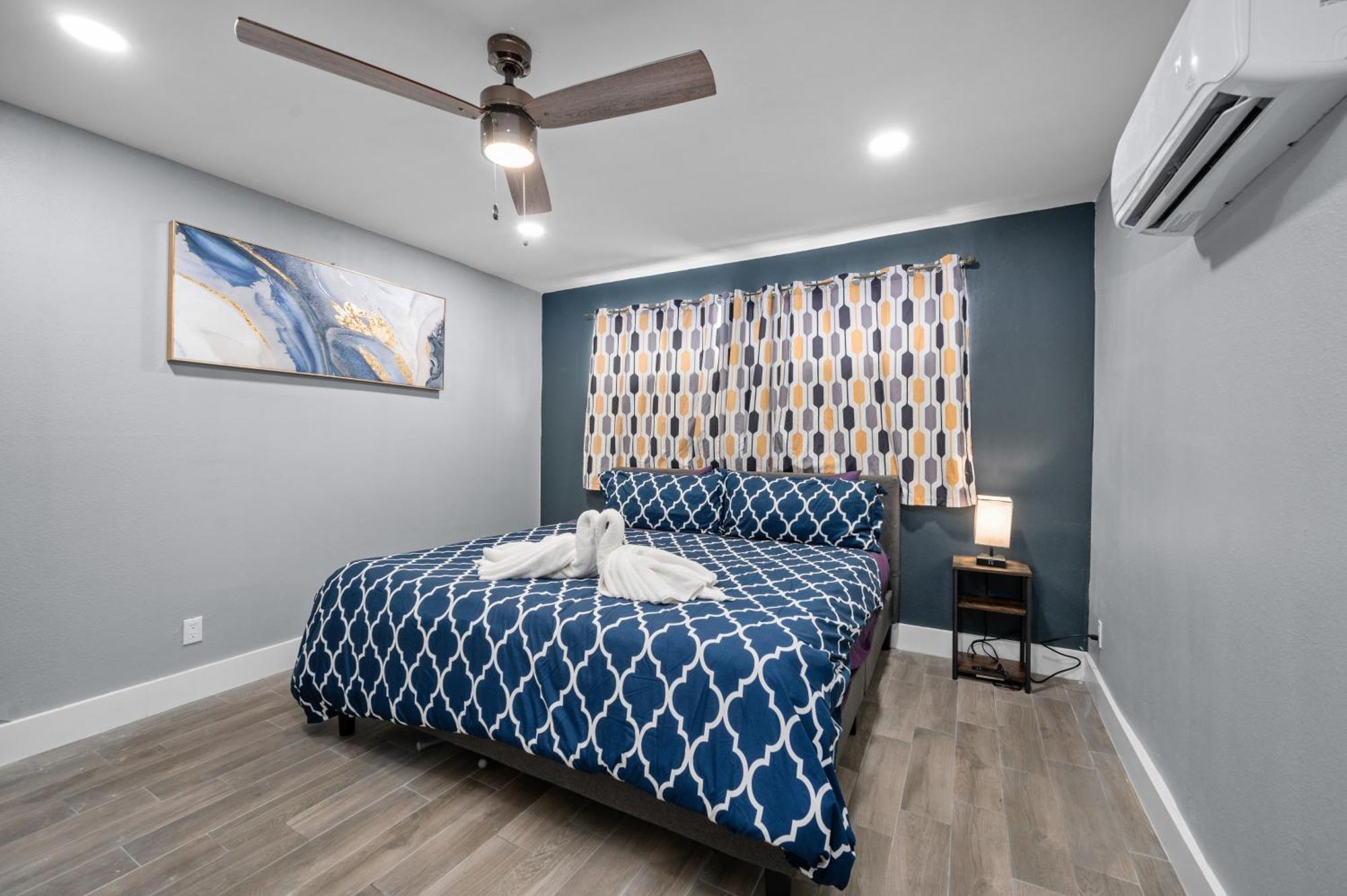 Comfortable 2br Uptown Escape With Free Park *